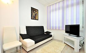 Apartment Leko